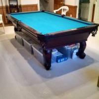 8 Foot Pool Table in Beautiful Condition
